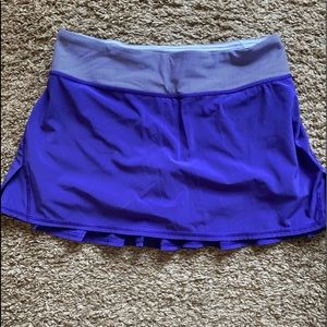 Lululemon Set The Pace purple Skort Skirt size 4.